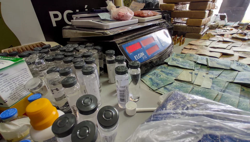 Polícia desarticula laboratório de drogas