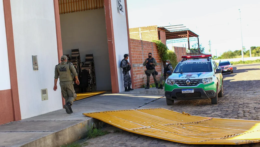 Polícia Militar fez isolamento da área