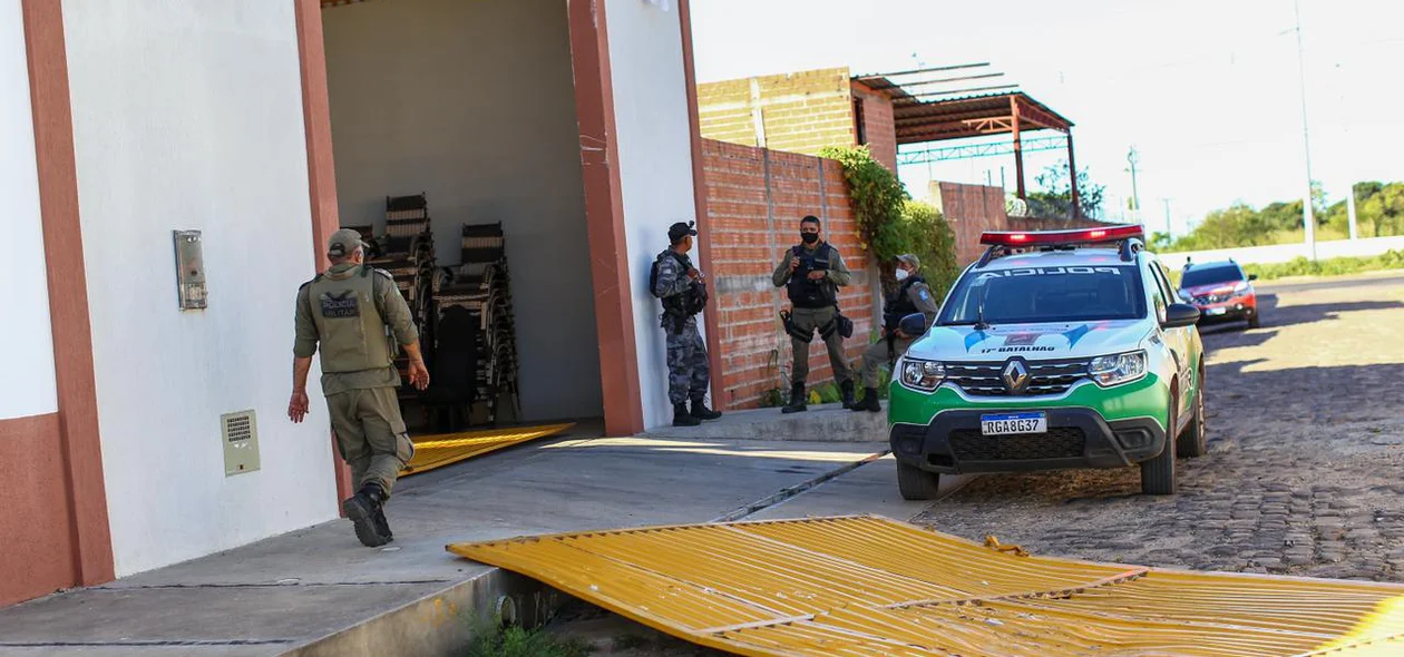 Polícia Militar fez isolamento da área
