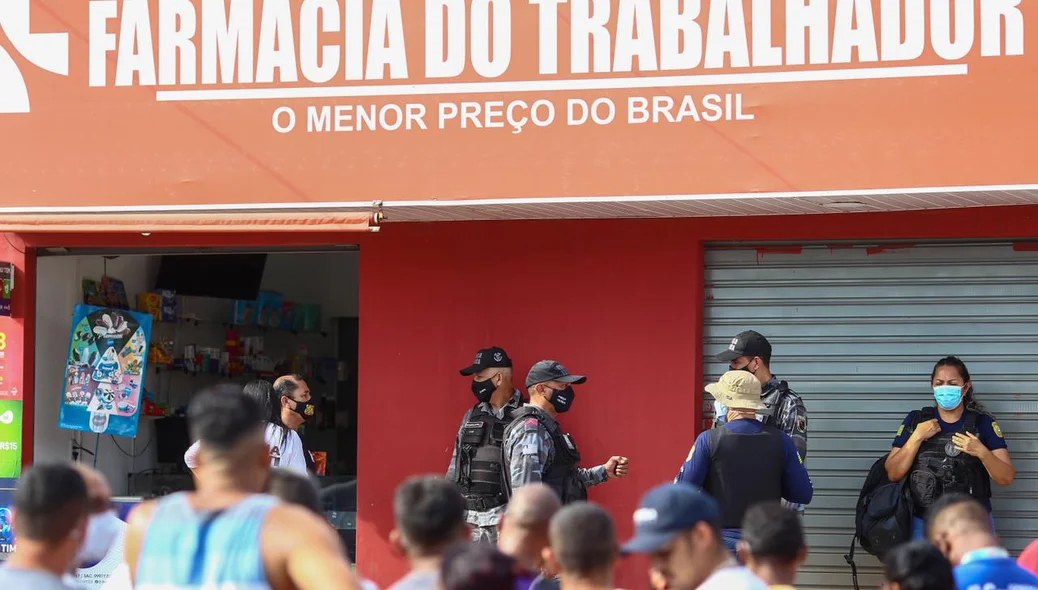Polícia Militar no local