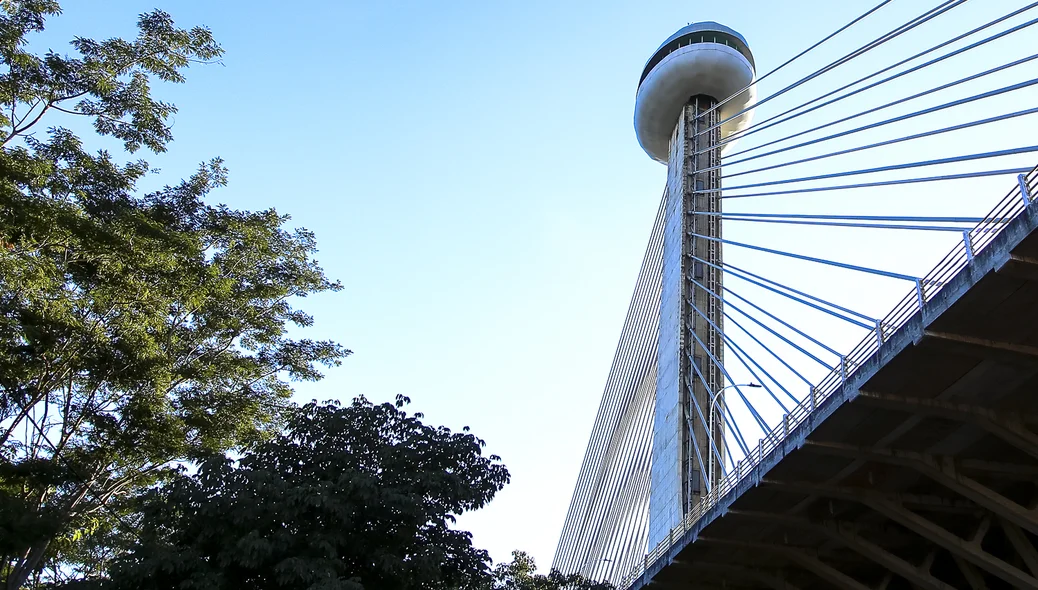 Ponte Estaiada