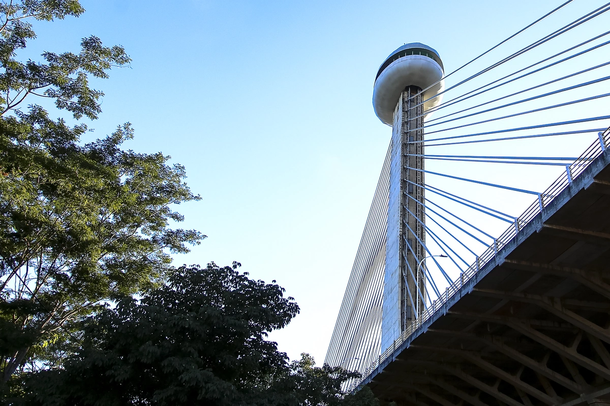 Ponte Estaiada