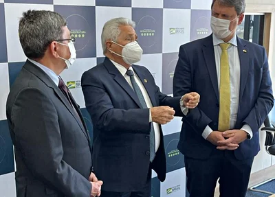 Reunião entre senador e ministro