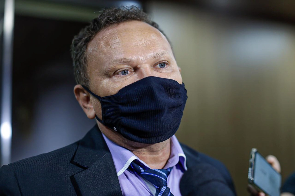 Roberval Queiroz