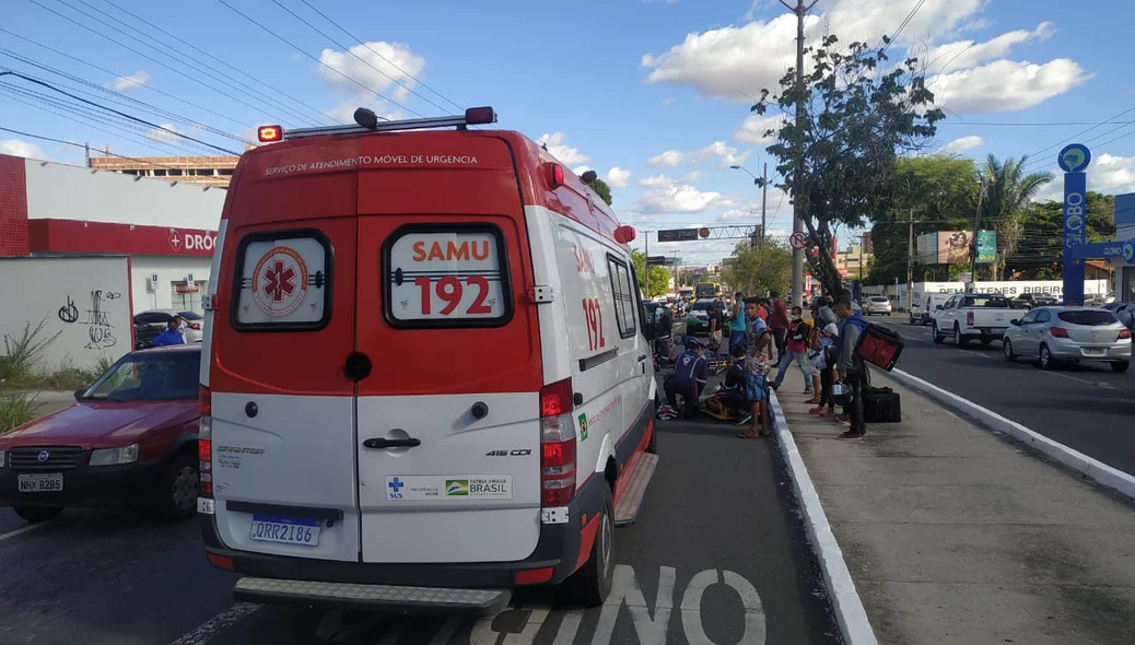 Samu foi ao local do acidente