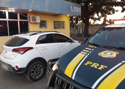 Veículo foi apreendido pela PRF em Teresina