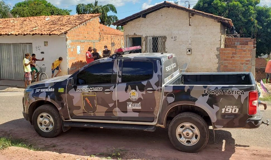 Viatura da Força Tática do 13º Batalhão da Polícia Militar do Piauí