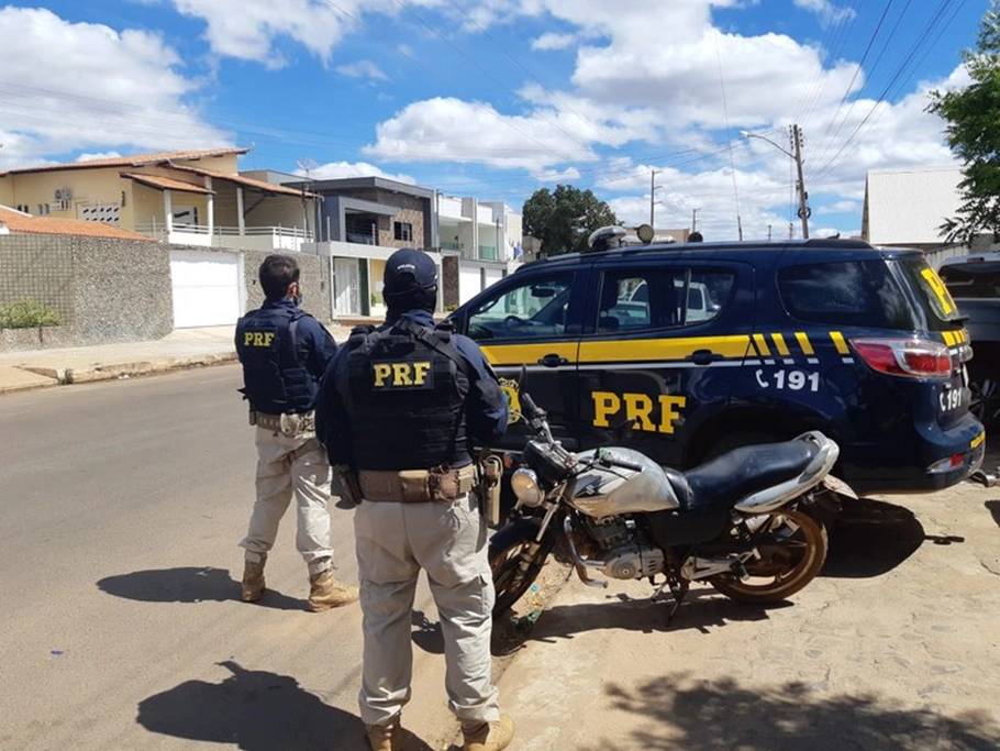A prisão aconteceu na BR 316 em Picos