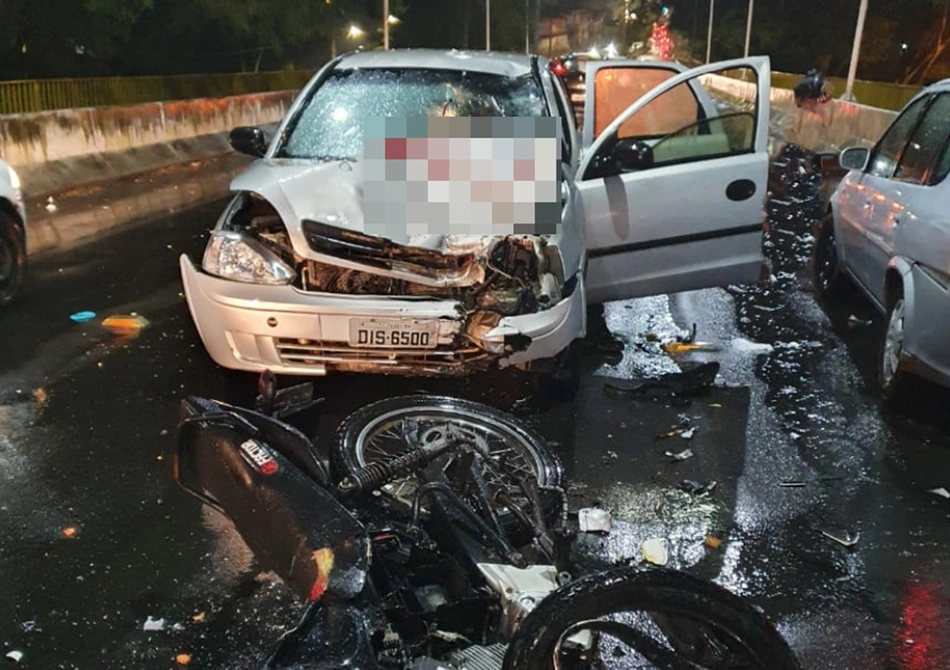 Acidente ocorreu na noite dessa sexta-feira