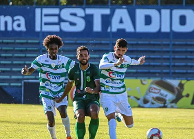 Altos e Floresta se enfrentaram no domingo (4), no Lindolfo Monteiro. O time cearense venceu por 1 a 0