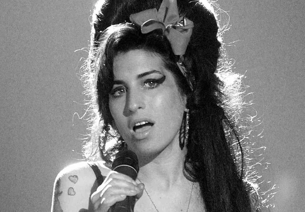 Amy Winehouse morreu aos 27 anos