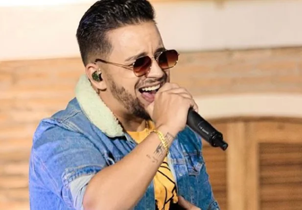 Cantor Kleber Oliveira