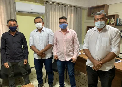 Deputado Fábio Abreu e vereadores Nei Próspero, Fabrício Dias e Jessé Ribeiro