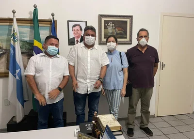 Deputado Júlio Arcoverde em Parnaíba