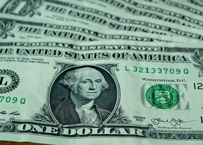 Dólar