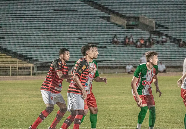 Em clássico, Fluminense - PI vence o Flamengo por 1 a 0