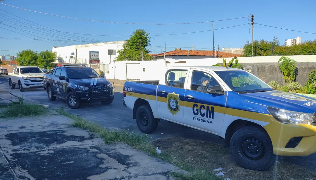 GCM participando da operação