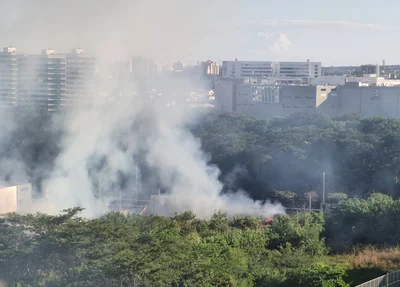 Incêndio atinge terreno na zona leste de Teresina