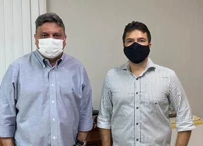Júlio Arcoverde ao lado de Tadeu Maia Filho