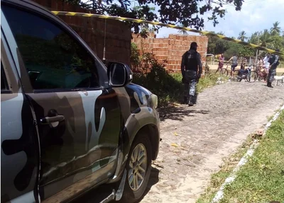 Local do crime registrado por volta de 12h30 no bairro Tabuleiro, em Parnaíba