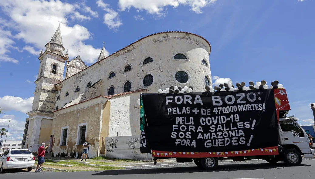 Manifestação contou com carros de som