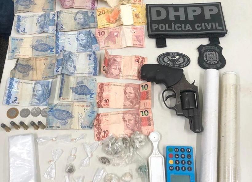 Material apreendido durante operação do DHPP