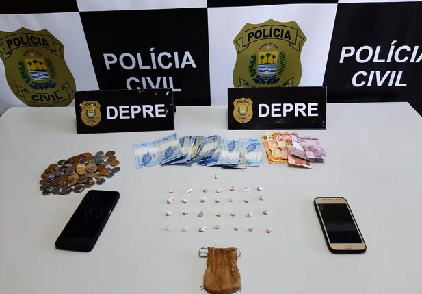 Material apreendido na residência