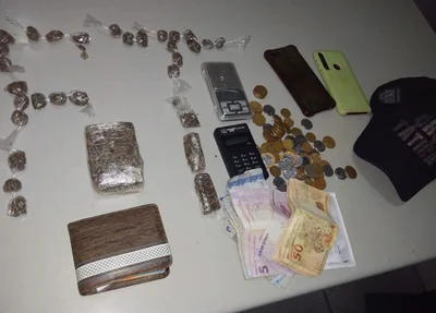 Material apreendido pela PM com o acusado