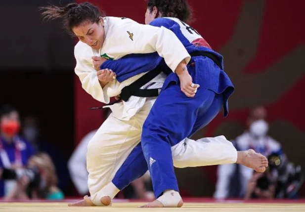 Mayra Aguiar é bronze em Tóquio
