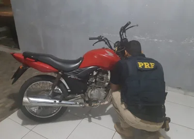 Motocicleta roubada apreendida em Luís Correia