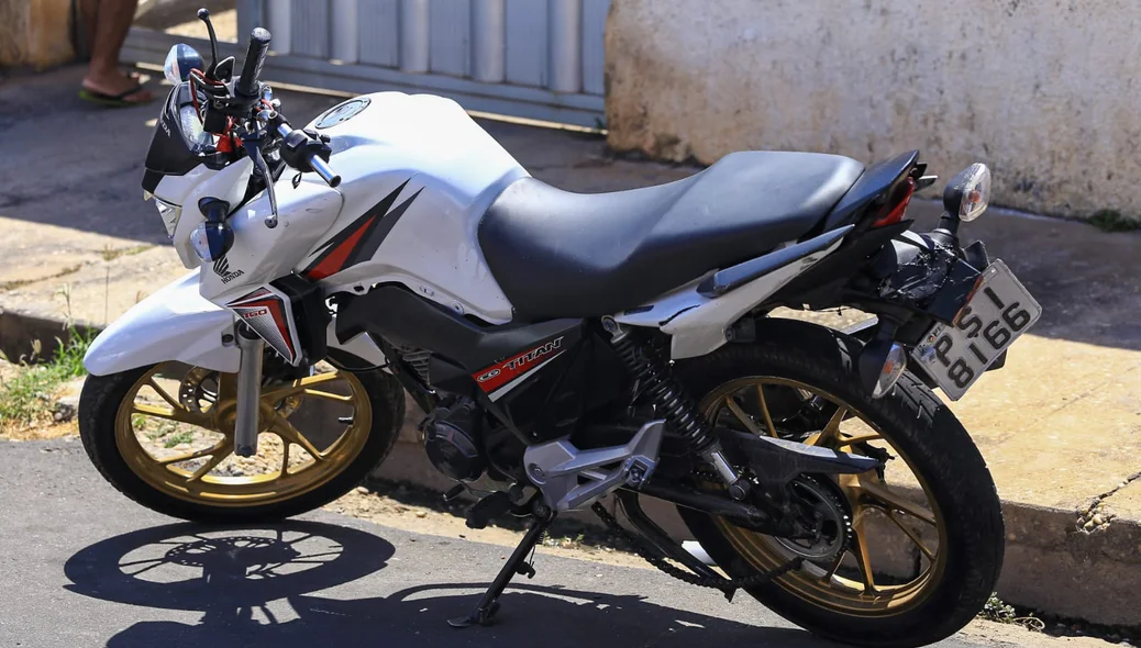 Motocicleta usada pelos criminosos