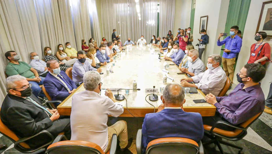 O evento aconteceu no salão nobre da Prefeitura de Teresina