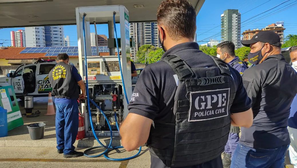 Operação fiscaliza postos de combustível em Teresina