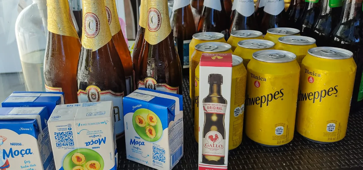 Produtos vencidos em loja de conveniência de posto de combustível