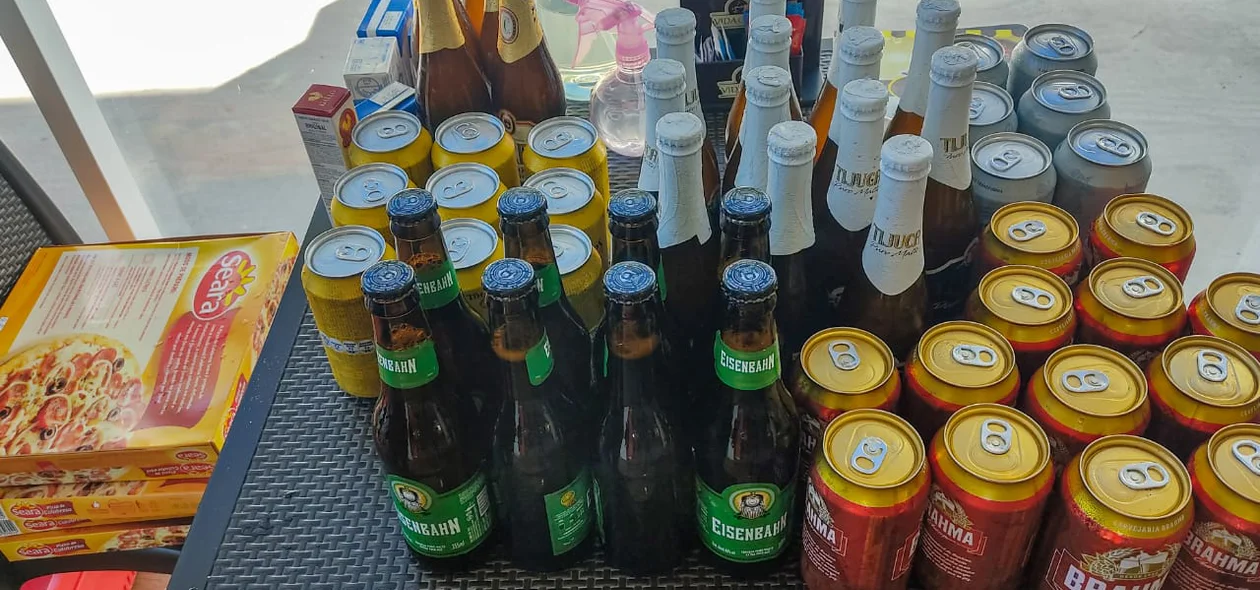 Produtos vencidos encontrados em loja de conveniência