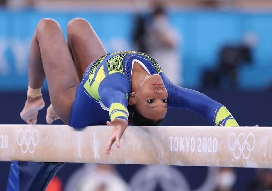 Rebeca Andrade durante disputa do individual geral