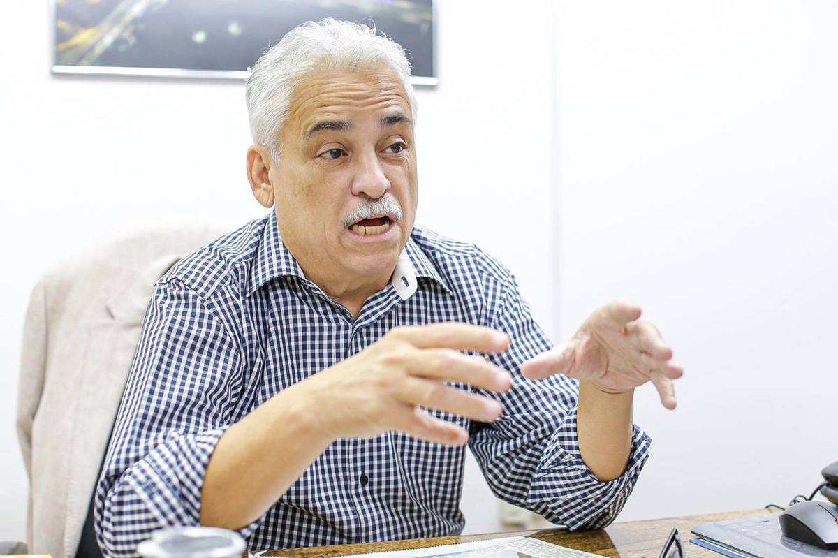 Robert Rios