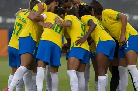 Seleção feminina de futebol
