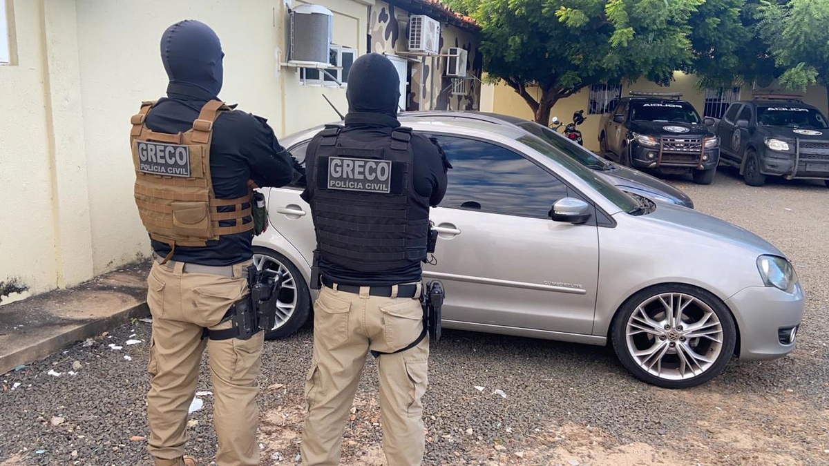 Veículo apreendido pelo Greco