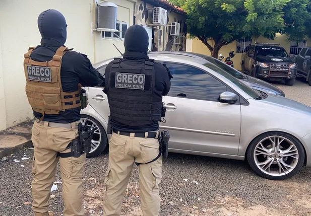 Veículo apreendido pelo Greco