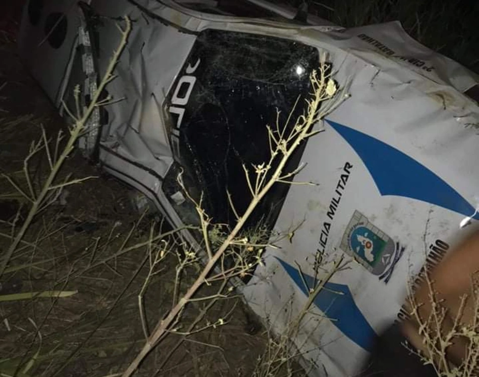 Viatura da PM tomba no Piauí