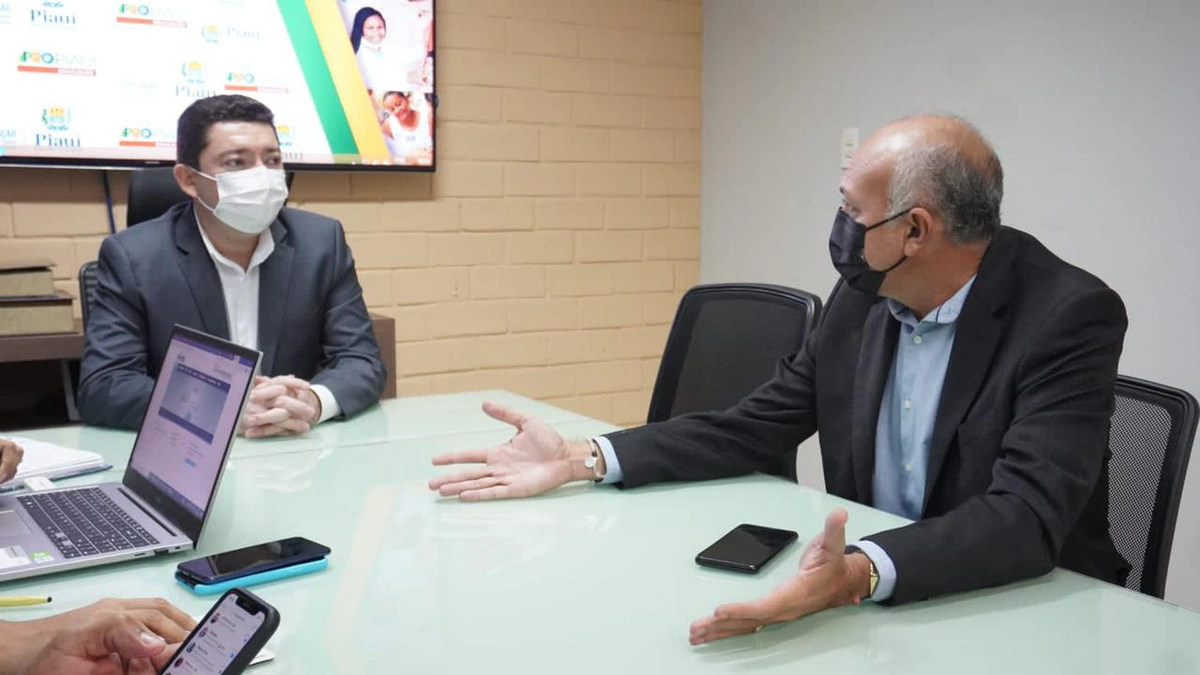 Warton Lacerda solicita investimentos do Pro Piauí para obras em Altos