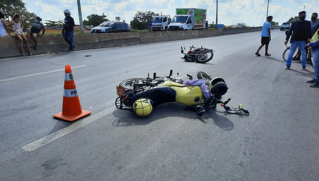 Acidente ocorreu próximo ao viaduto