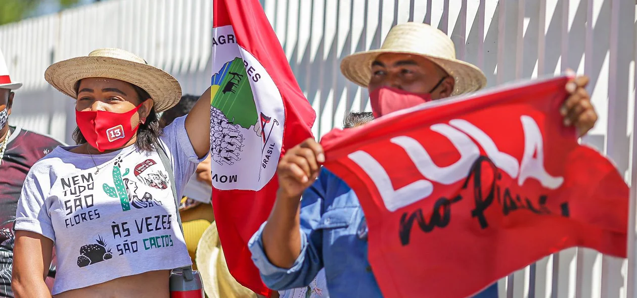 Apoiadores de Lula