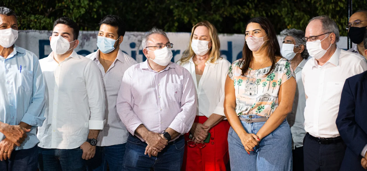 Autoridades na solenidade
