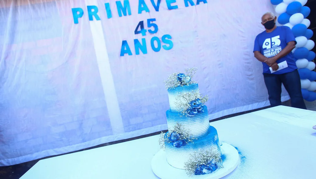 Bolo para comemorar os 45 anos do Hospital da Primavera
