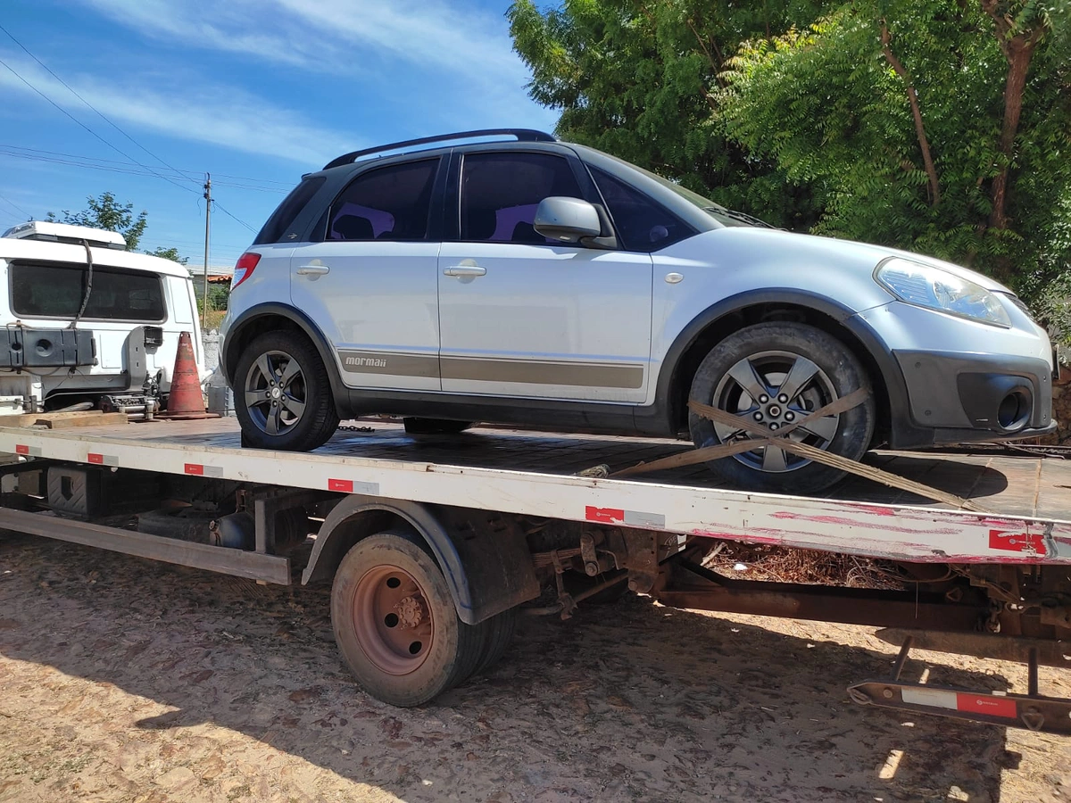 Carro recuperado pela Polinter