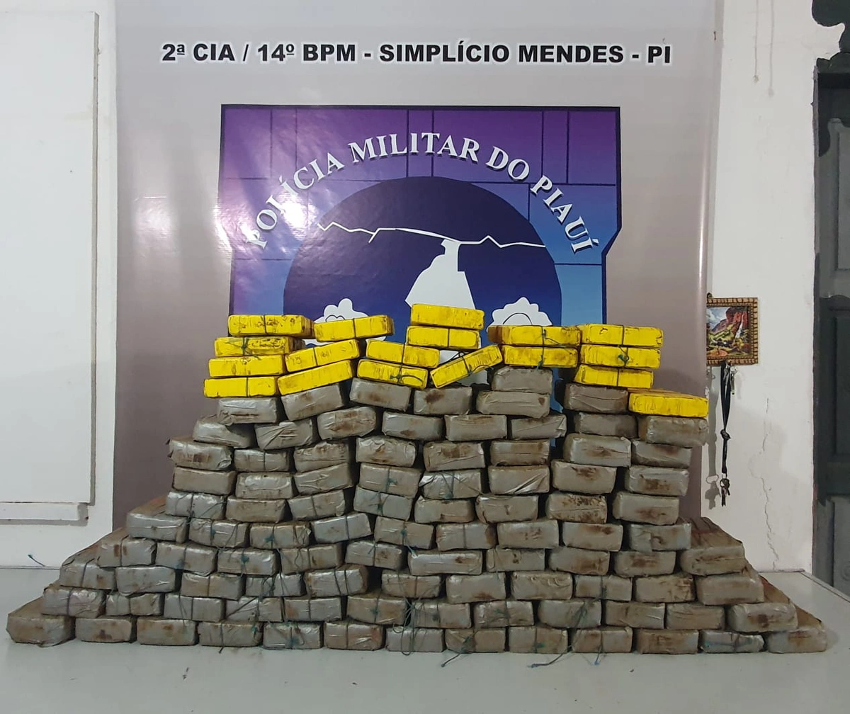 Cocaína apreendida pela PM em Simplício Mendes