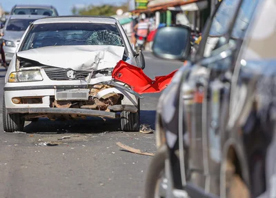 Colisão entre carro e moto deixa homem morto em Teresina