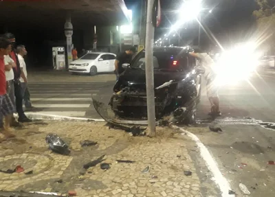 Colisão entre veículos deixa dois feridos na zona sul de Teresina